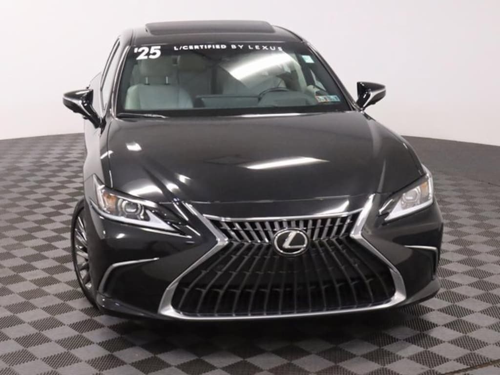 Used 2025 Lexus ES 300h Luxury Sedan