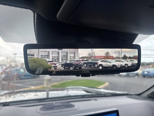 2025 Toyota Tacoma Limited - Photo 4