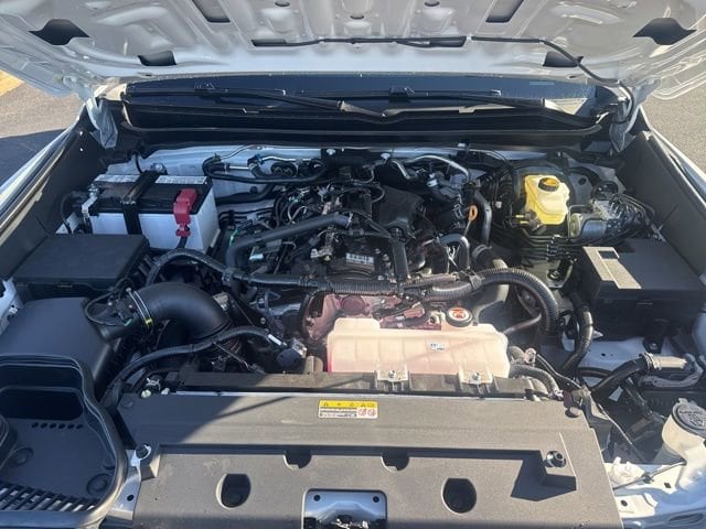 2026 Toyota Tacoma SR5 - Photo 15