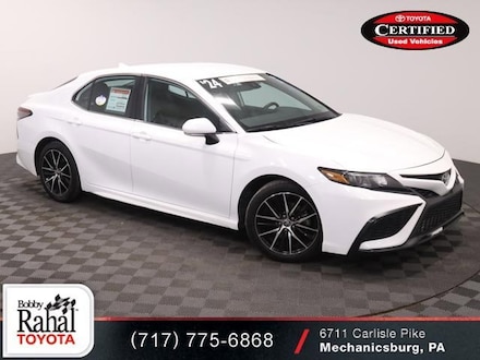 2024 Toyota Camry SE Sedan