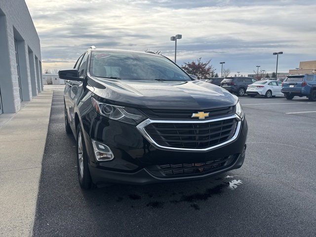 2018 Chevrolet Equinox LT photo 3