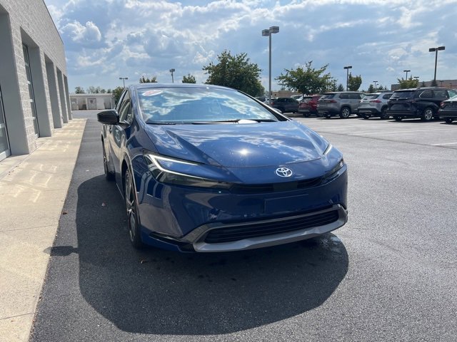2024 Toyota Prius Limited photo 3