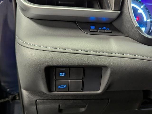 2021 Toyota Highlander XLE - Photo 25