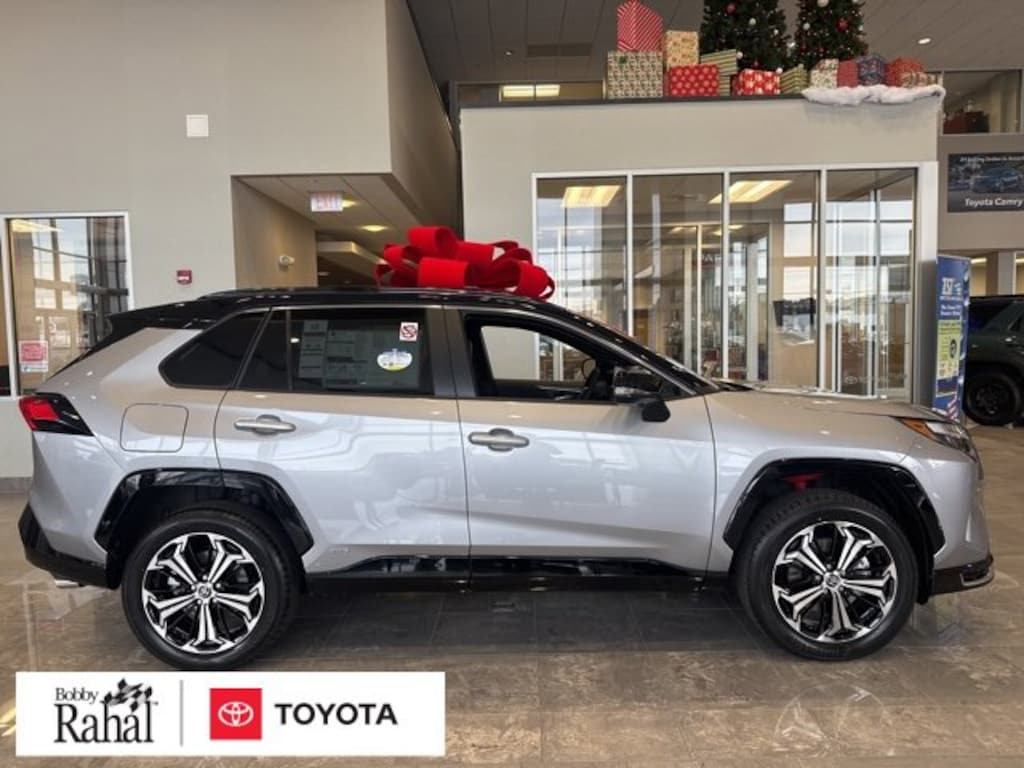 New 2025 Toyota RAV4 Plug-in Hybrid XSE SUV