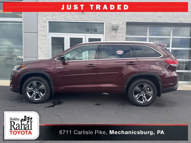 2019 Toyota Highlander Limited Platinum's photo