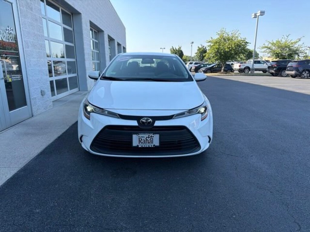 Used 2024 Toyota Corolla LE Sedan