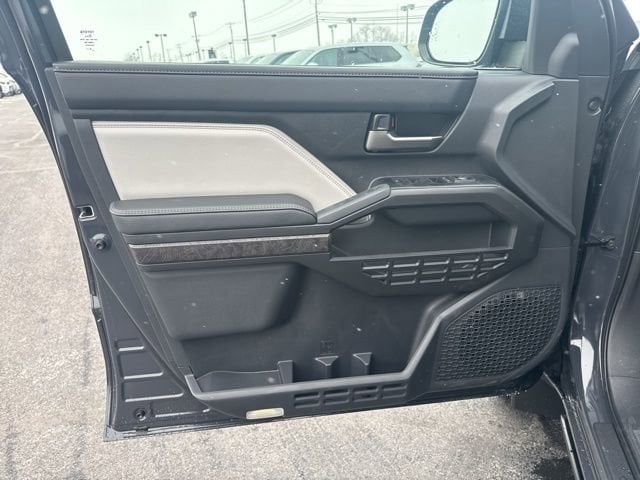 2026 Toyota Tacoma Limited - Photo 12