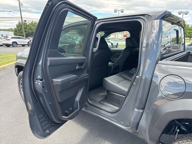 2026 Toyota Tacoma TRD Off Road - Photo 10
