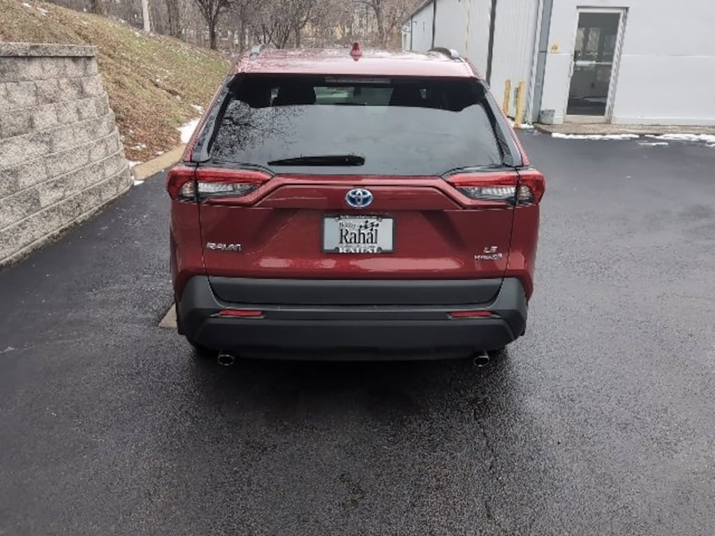 Used 2024 Toyota RAV4 Hybrid LE SUV