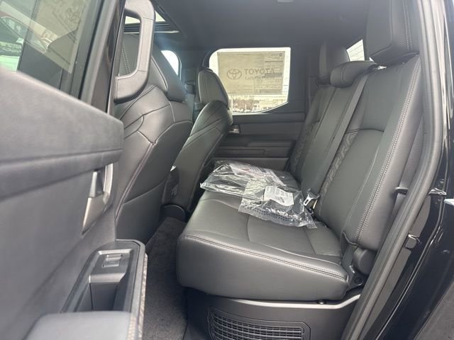 2025 Toyota Tacoma Limited - Photo 9