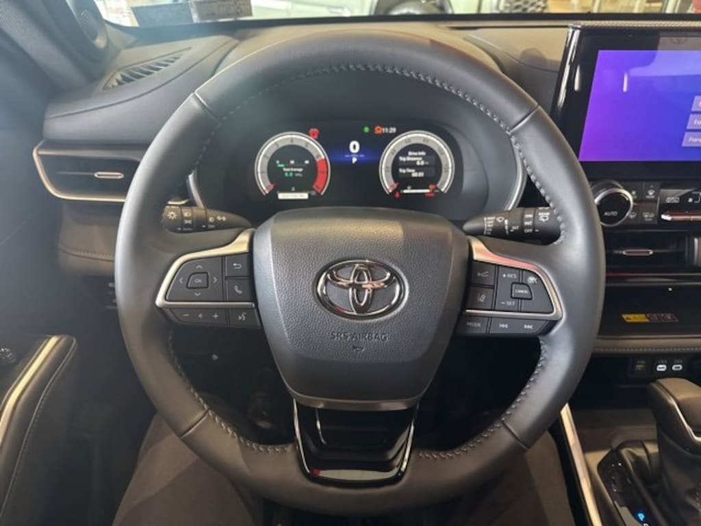 New 2026 Toyota Highlander XSE SUV