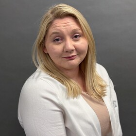 Staff member Christina Collins from ID_8dfe79