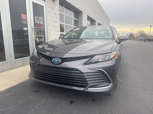 2023 Toyota Camry Hybrid LE photo 2