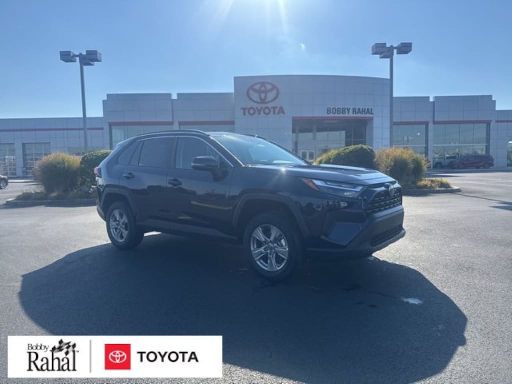 New 2025 Toyota RAV4 XLE SUV