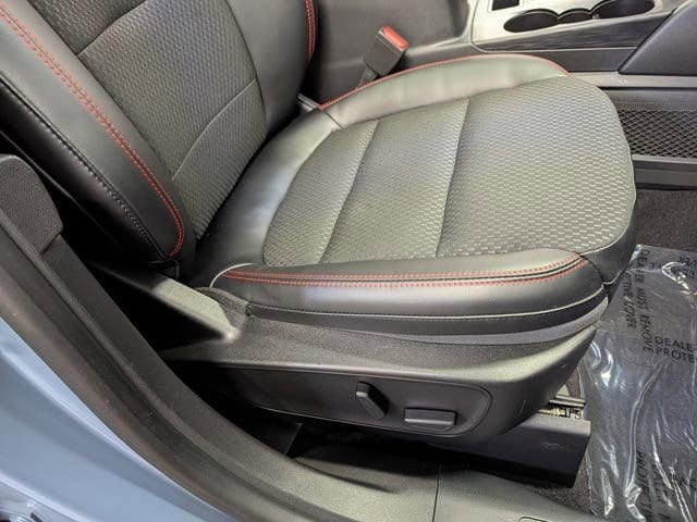2023 Ford Escape ST-Line Select - Photo 24