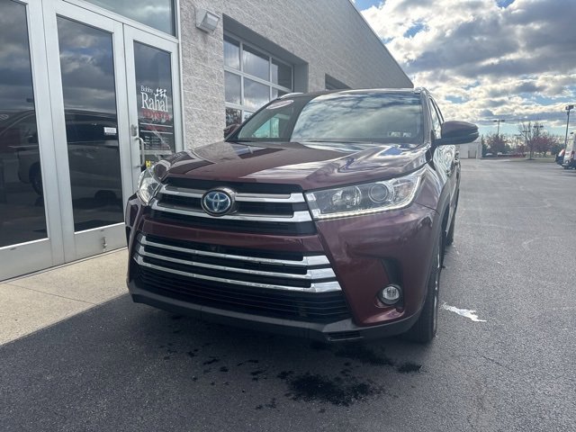 2019 Toyota Highlander Hybrid Limited Platinum photo 2