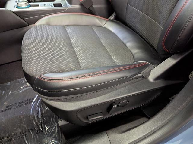2023 Ford Escape ST-Line Select - Photo 23