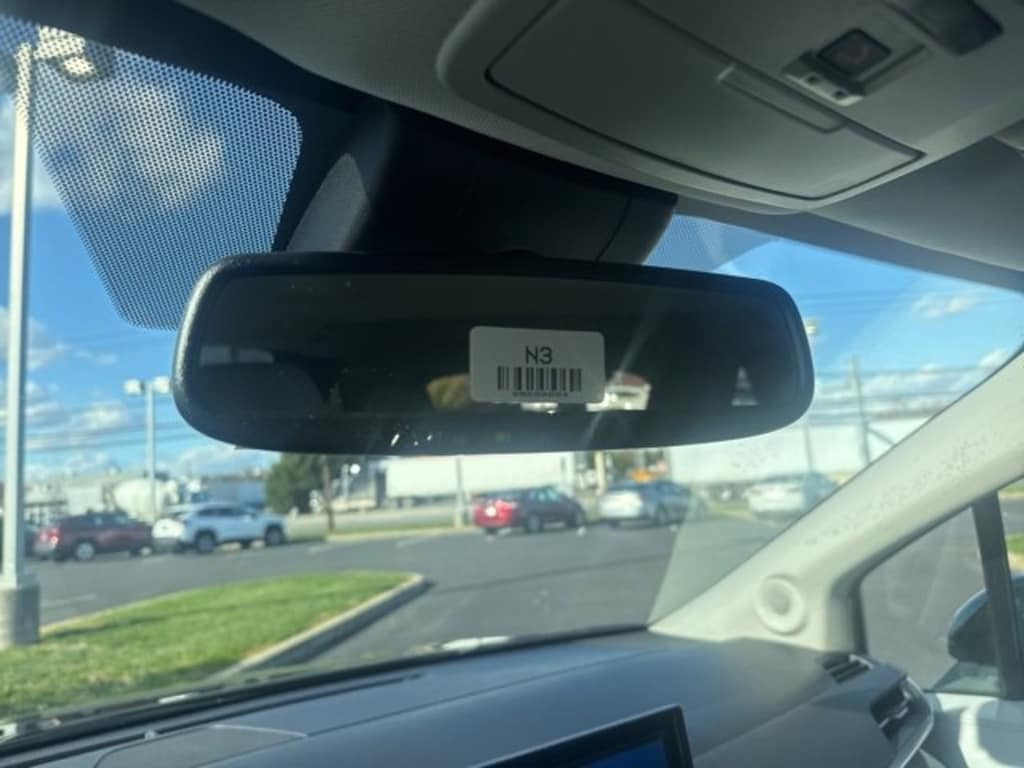 New 2025 Toyota Sienna XLE Van Passenger Van