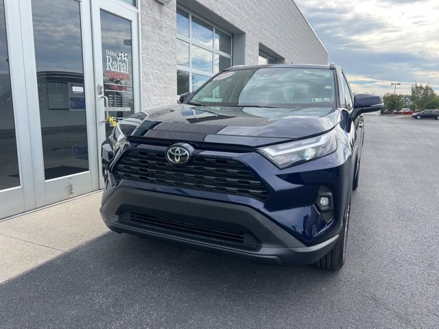 2024 Toyota RAV4 XLE Premium photo 2