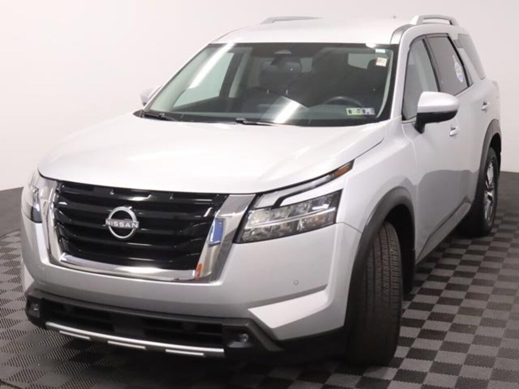 Used 2022 Nissan Pathfinder SL SUV