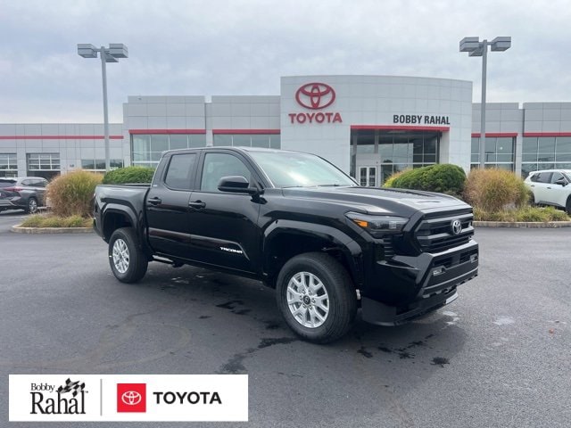 2025 Toyota Tacoma SR5's photo