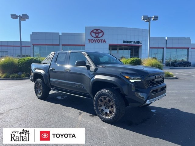 2025 Toyota Tacoma i-FORCE MAX Trailhunter