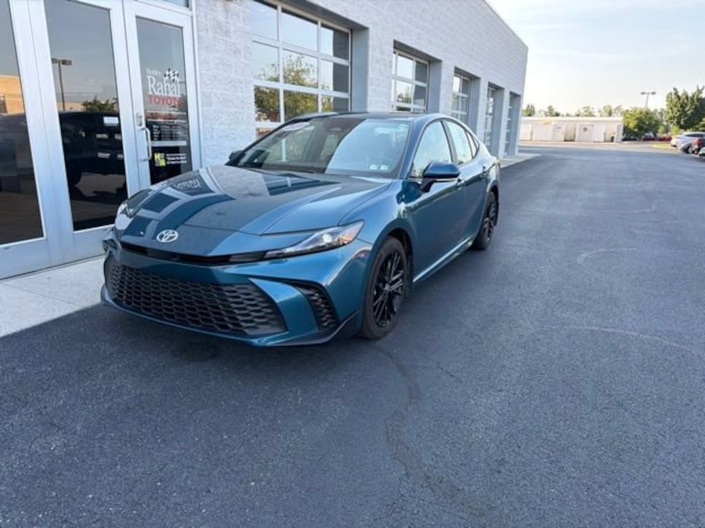Used 2025 Toyota Camry Sedan