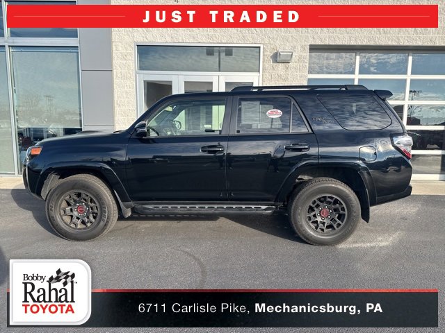 2023 Toyota 4Runner TRD Off-Road Premium's photo