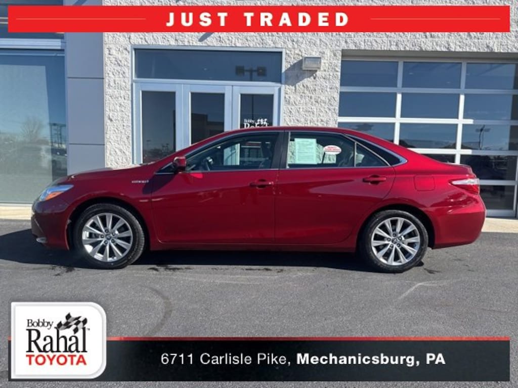 Certified 2017 Toyota Camry Hybrid Sedan
