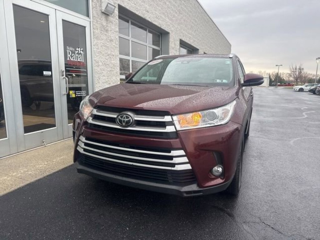 Used 2018 Toyota Highlander XLE V6 SUV