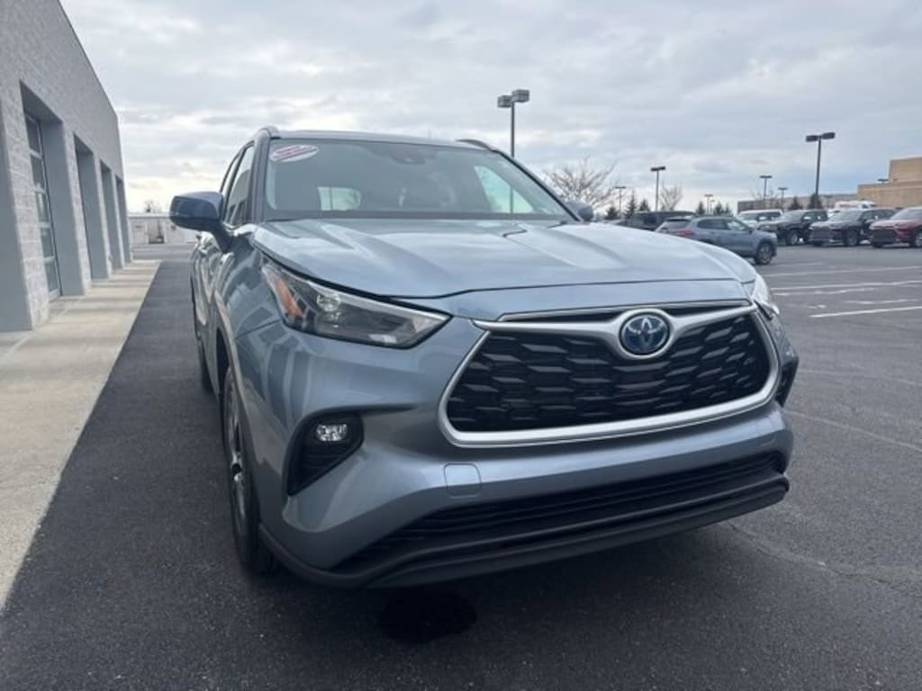 Certified 2024 Toyota Highlander Hybrid XLE SUV