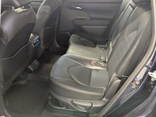 2021 Toyota Highlander XLE - Photo 38