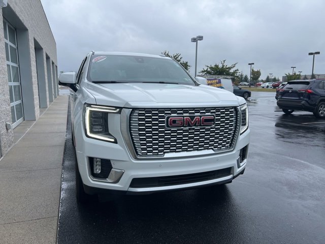 2021 Gmc Yukon Denali photo 3