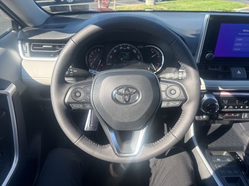 New 2025 Toyota RAV4 XLE SUV