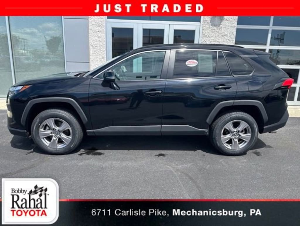 Used 2025 Toyota RAV4 XLE SUV