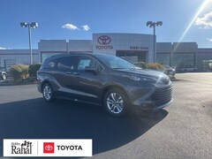 2025 Toyota Sienna XLE Van Passenger Van