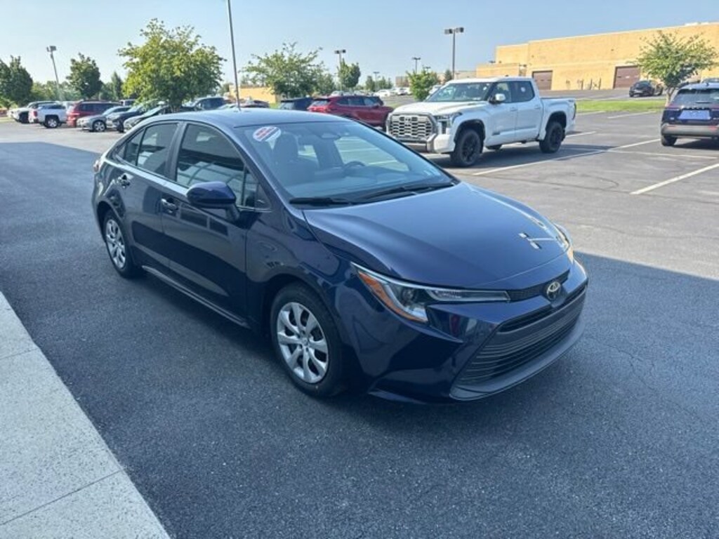 Certified 2025 Toyota Corolla LE Sedan