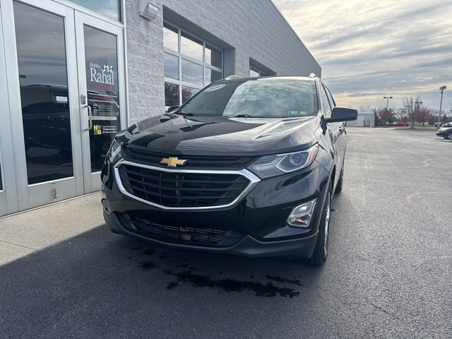 2018 Chevrolet Equinox LT photo 2