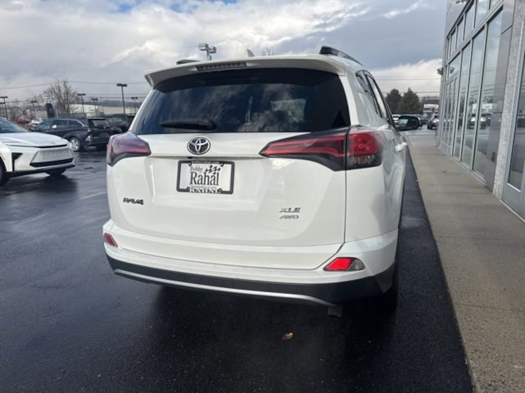 Certified 2017 Toyota RAV4 XLE SUV
