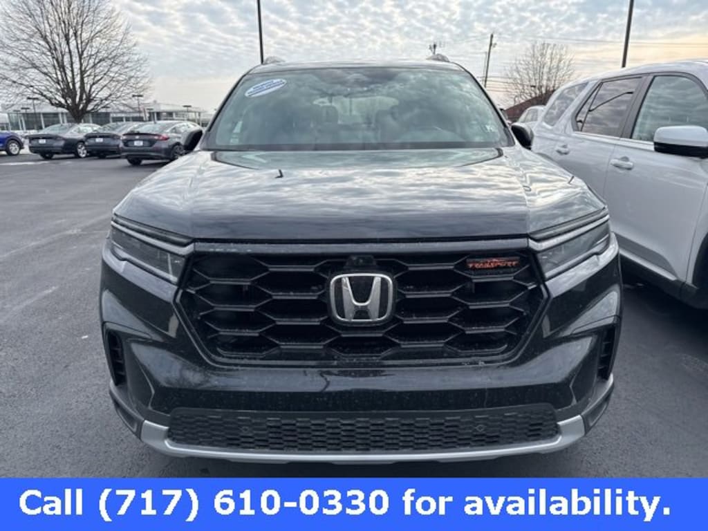 Used 2025 Honda Pilot TrailSport SUV