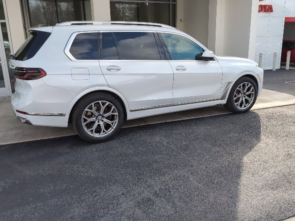 Used 2023 BMW X7 xDrive40i SUV