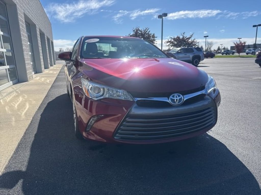 Certified 2017 Toyota Camry Hybrid Sedan