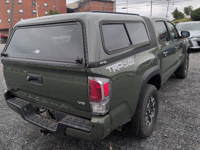 2021 Toyota Tacoma TRD Off-Road photo 3