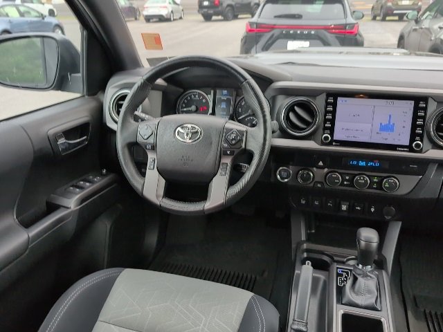 2022 Toyota Tacoma TRD Sport photo 3