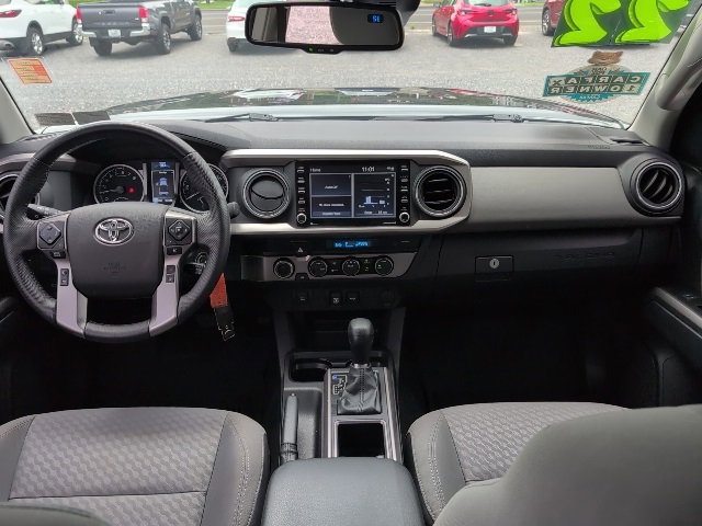 2022 Toyota Tacoma SR5 photo 4