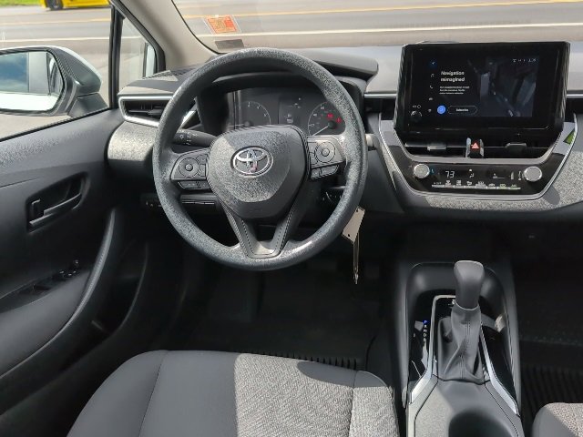 2024 Toyota Corolla LE photo 3