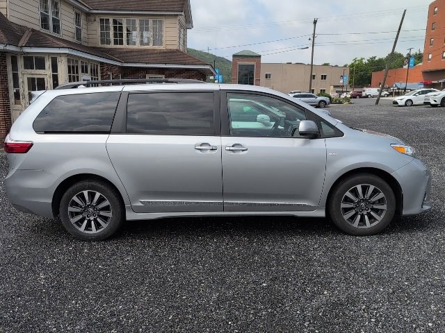 Used 2020 Toyota Sienna XLE with VIN 5TDDZ3DC9LS251078 for sale in Lewistown, PA