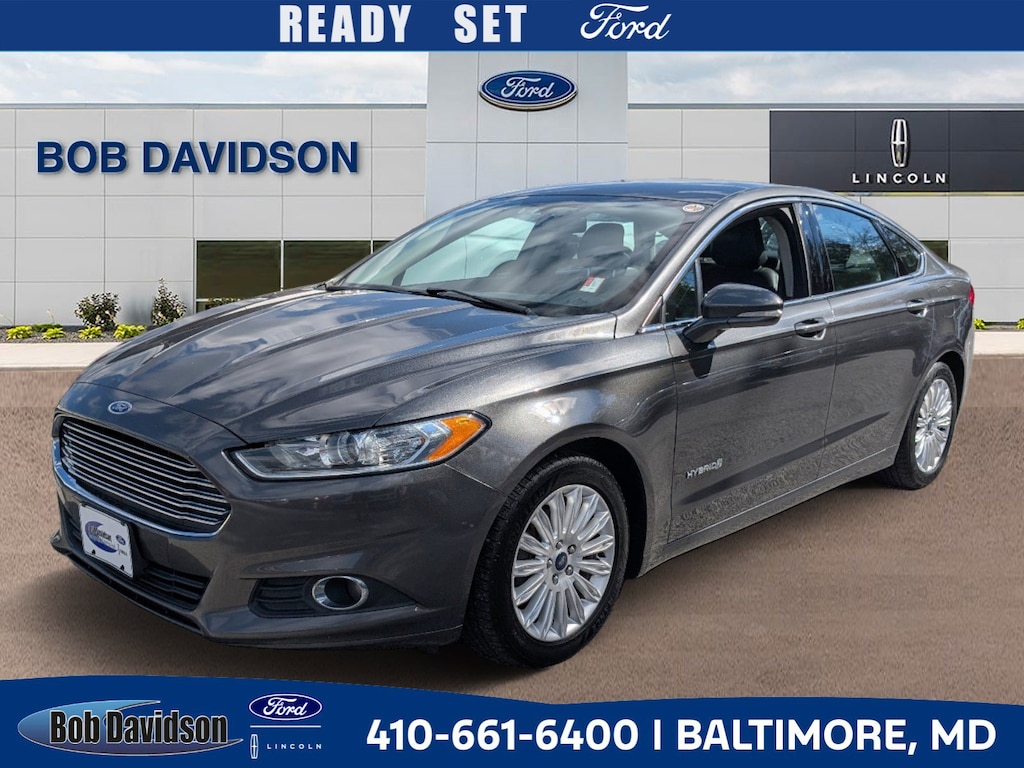 Used 2016 Ford Fusion Hybrid SE Sedan