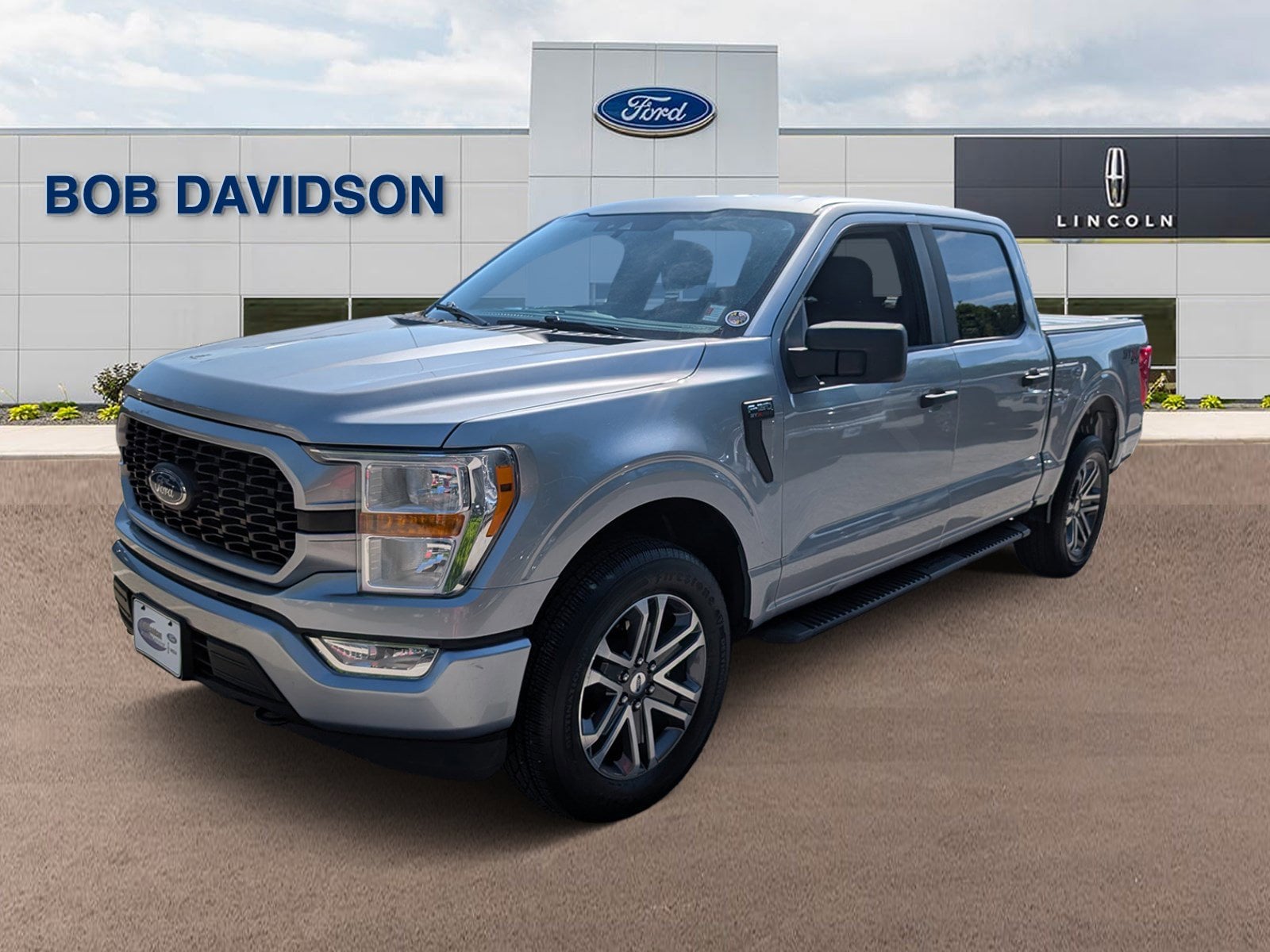 2021 Ford F-150 XL 4x4 SuperCrew 5-1/2 Box's photo