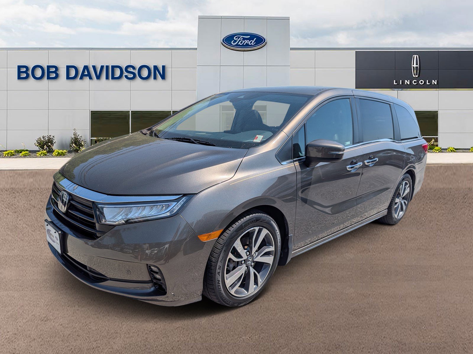 2021 Honda Odyssey Touring's photo